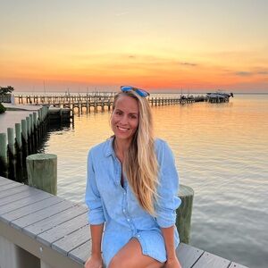 Meet your Posher, Marissa